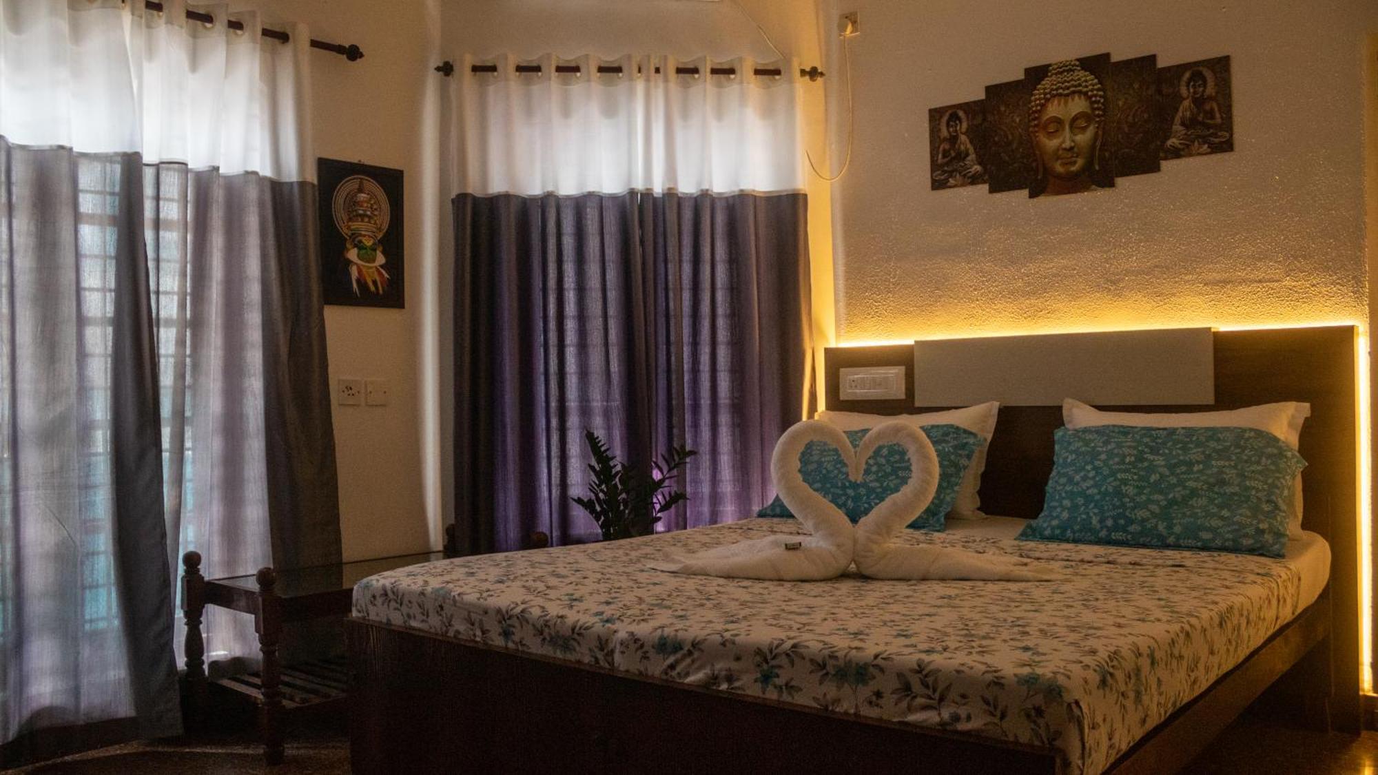 Surf N Sea Hotel Thiruvananthapuram Phòng bức ảnh